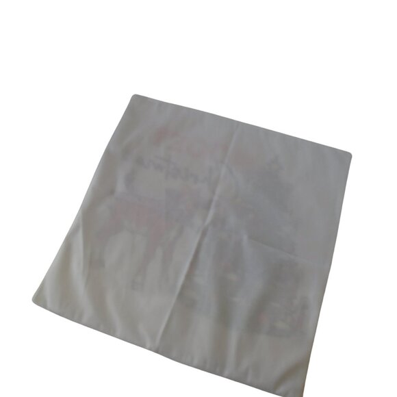 Winter Holiday Pillow cases 18x18 Set of 3 Gnomes and snowman Pink - Picture 5 of 5